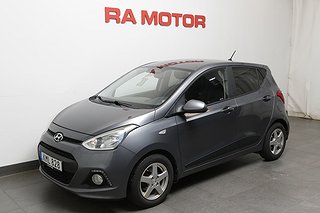 Halvkombi Hyundai i10 1 av 4