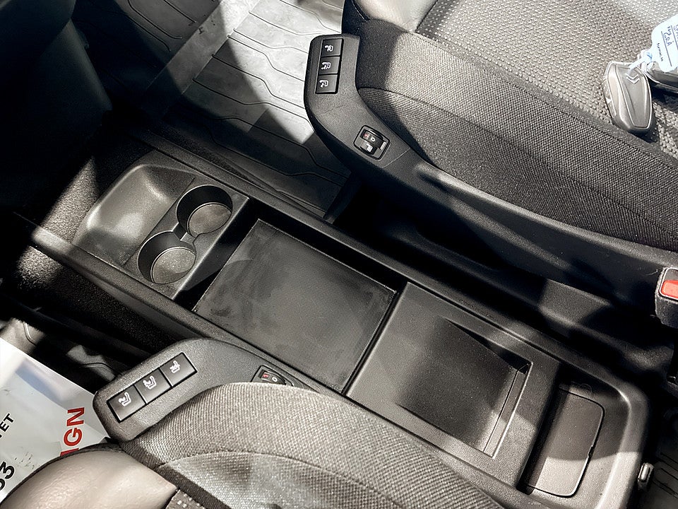 Bild på Citroen C4 Spacetourer Shine 1.2 e-THP 130hk Aut B-KAMERA DRAG