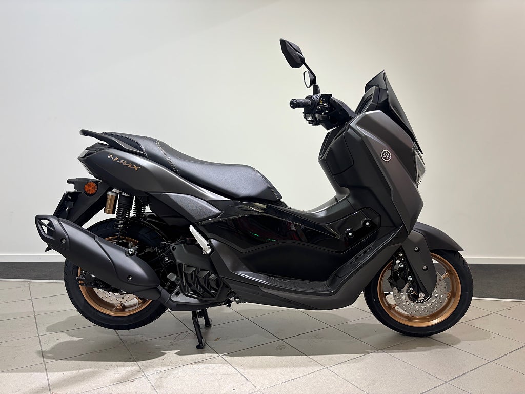 Yamaha NMAX 155 TECH MAX 2 Års garanti