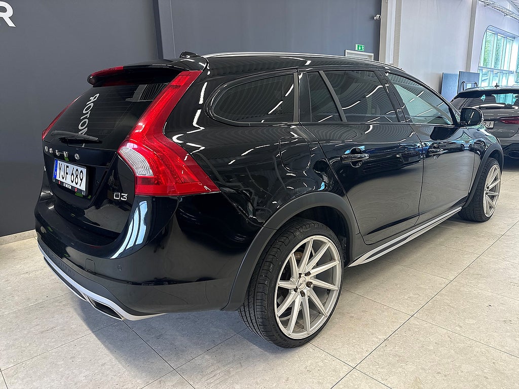 Volvo V60 Cross Country D3 Geartronic, Bussnies Advanced 4.99% Ränta/R