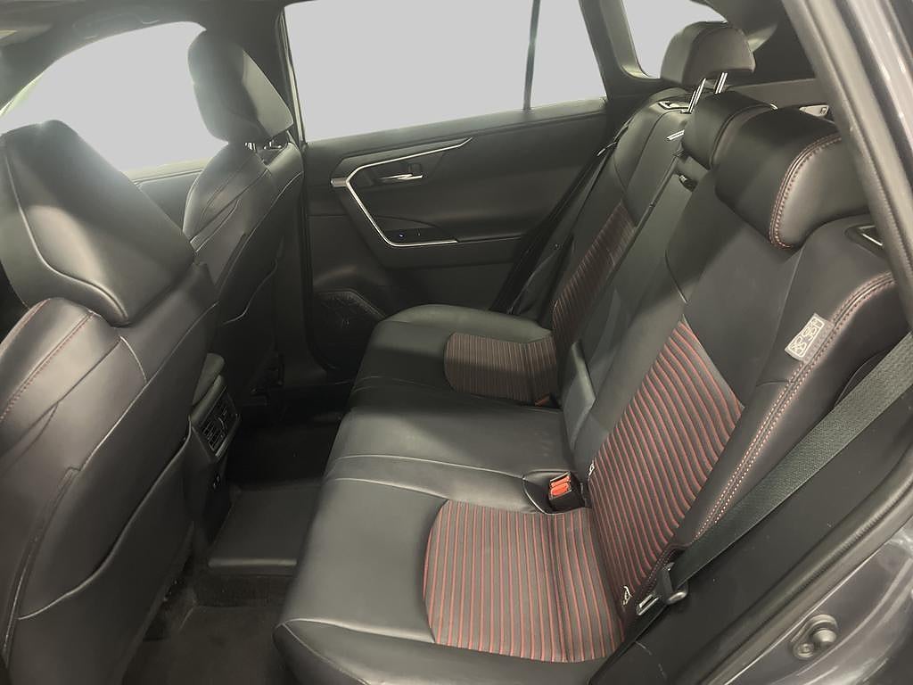 Toyota RAV4 2022 - miniatyr 8