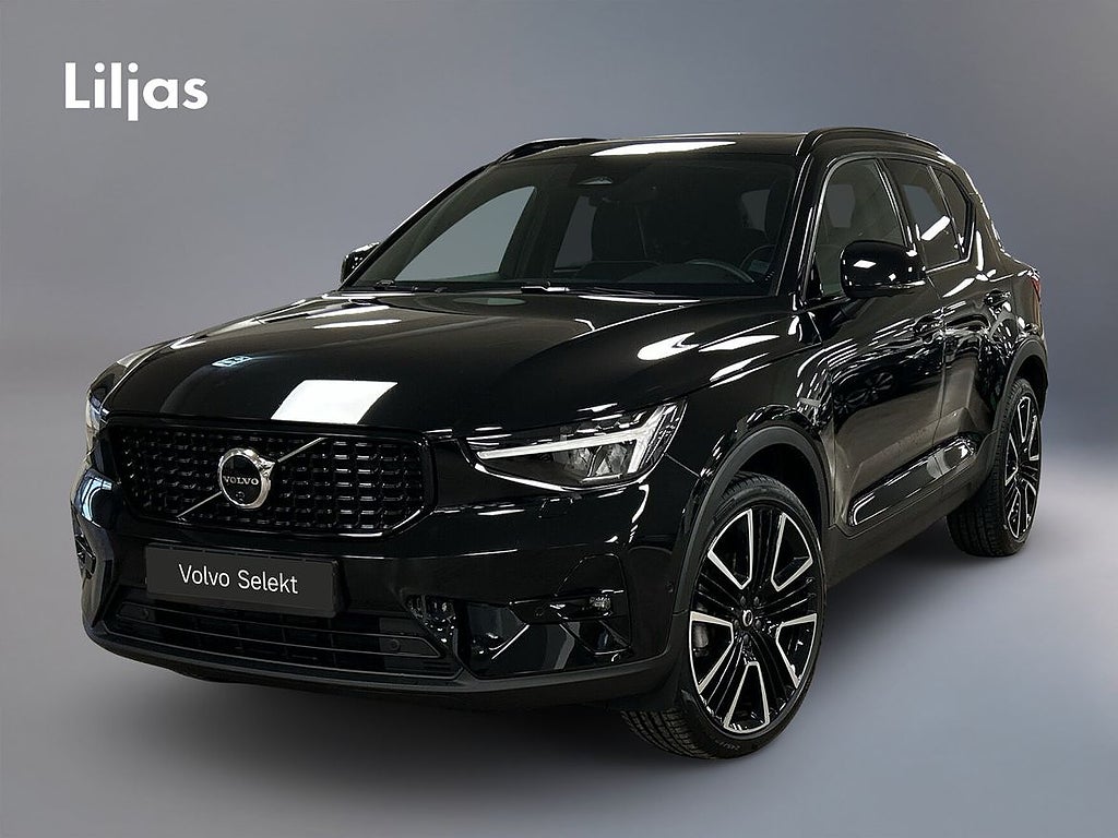 Volvo XC40 B4 FWD Bensin Ultra Dark