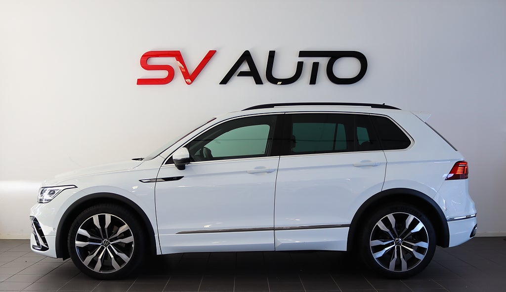 Volkswagen Tiguan 2.0 TDI 4Motion R-Line Värmare Drag Navi