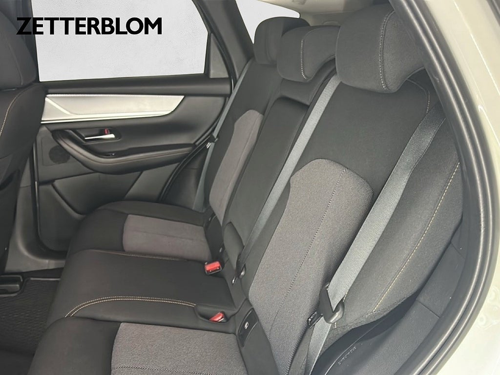 SUV Mazda CX-60 9 av 19