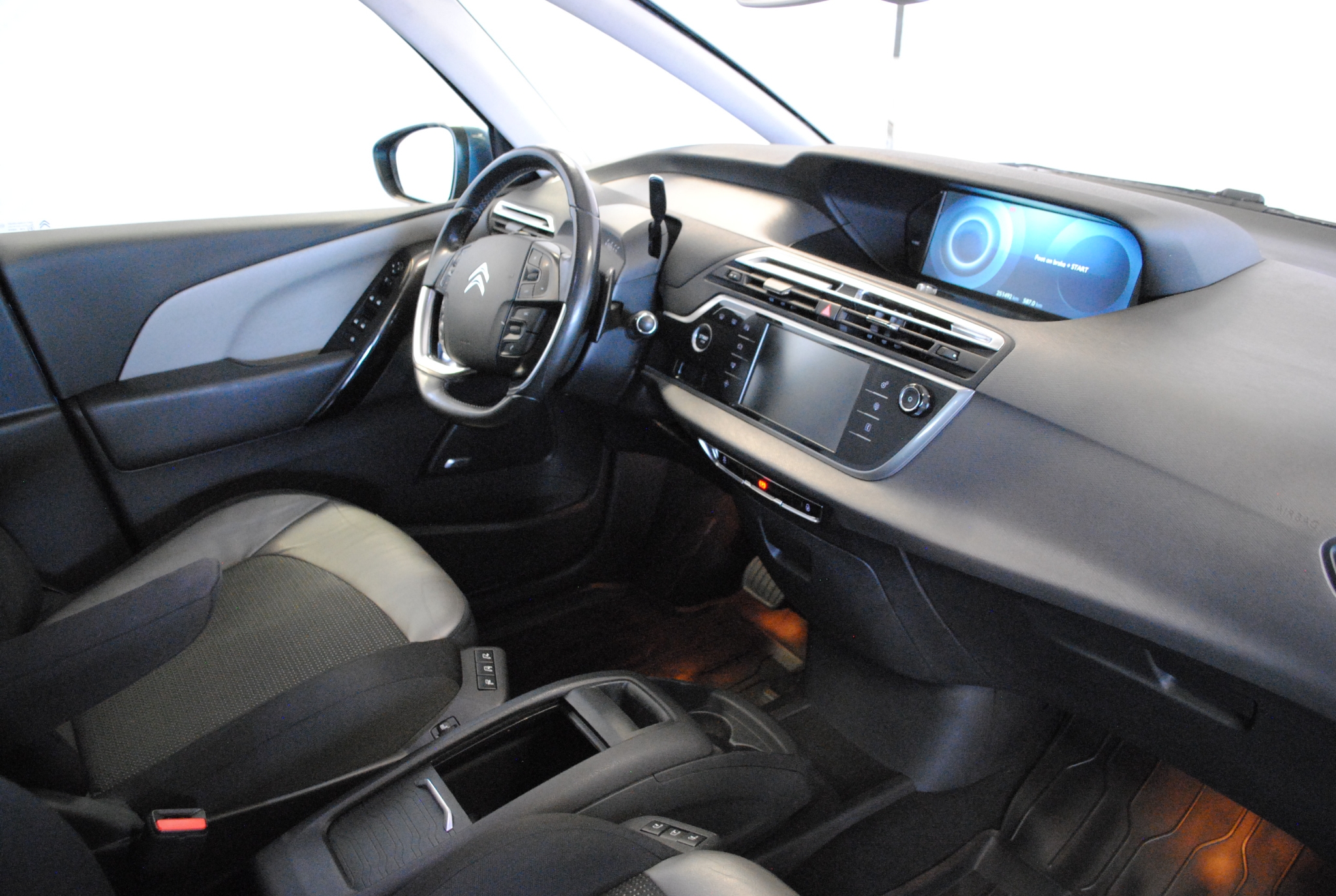 Citroen Grand C4 Picasso 2014, bild 5/37