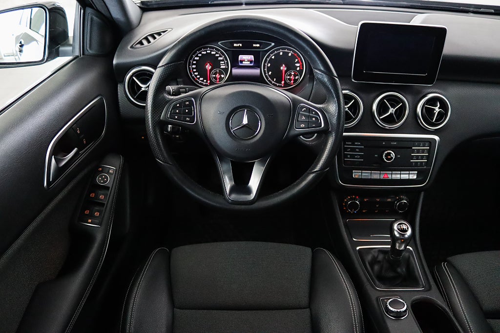 Mercedes-Benz A 180 AMG B-kamera Låg skatt