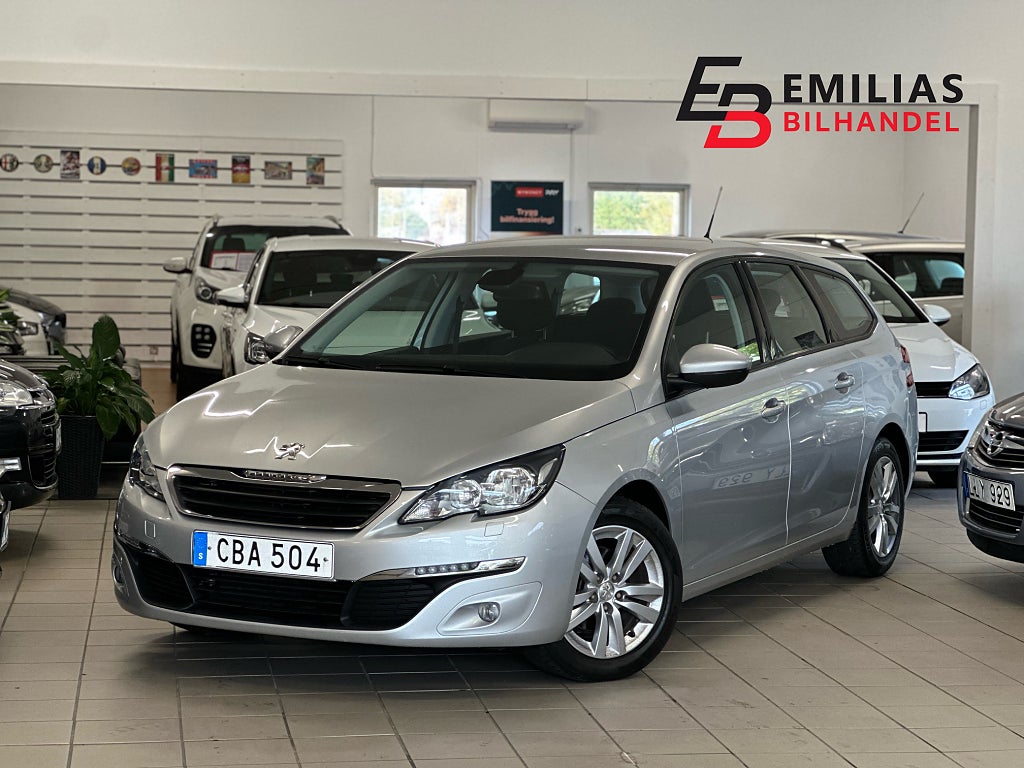Peugeot 308 SW 1.2 PureTech 110 Active P-sensorer Bt Kamrem bytt 110hk