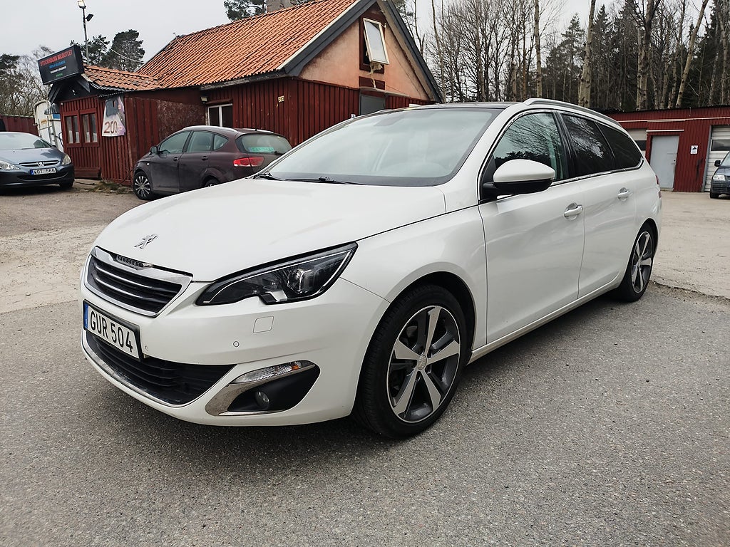 Peugeot 308 SW 1.2 PureTech 130 Allure Euro 6, Automat, Panarama