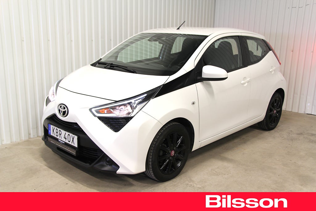 Toyota Aygo 5-dörrar 1.0 VVT-i X-PLAY mycket fin