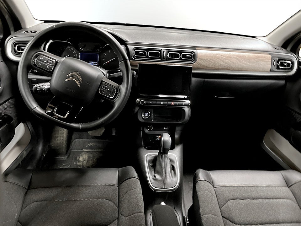 Bild på Citroën C3 Shine 1.2 PT 110hk Aut  P-SENSORER