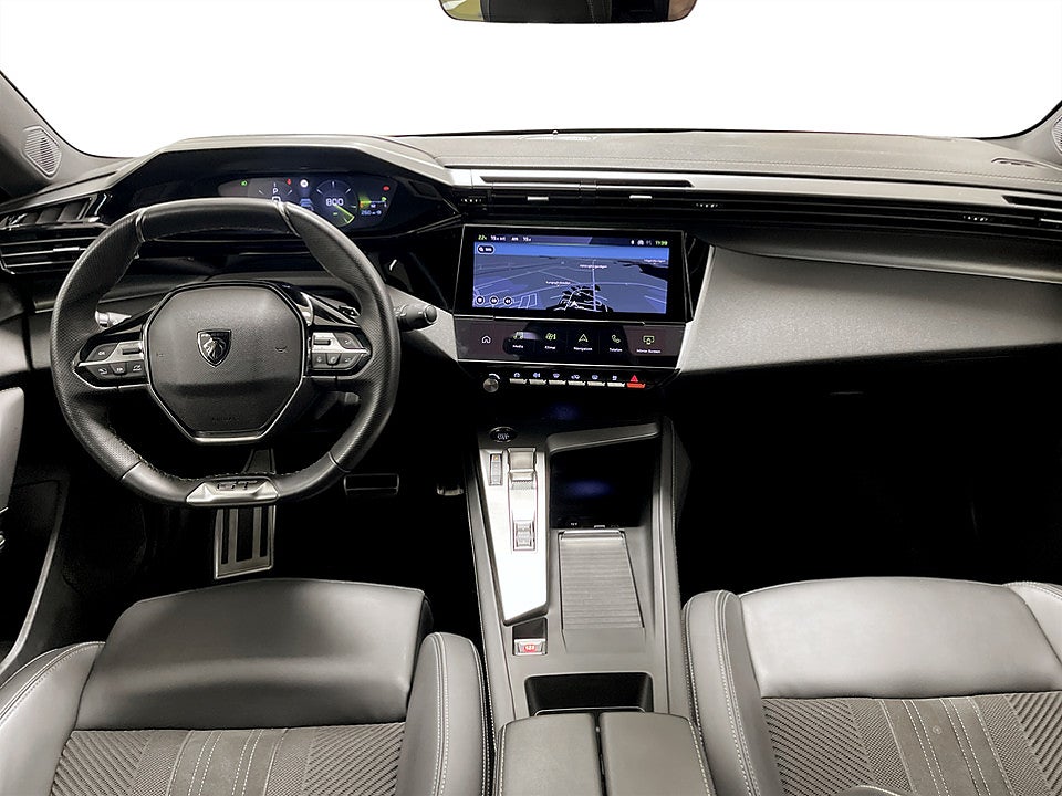 Bild på Peugeot 408 GT 1.2 PT 130hk Aut B-KAMERA CARPLAY