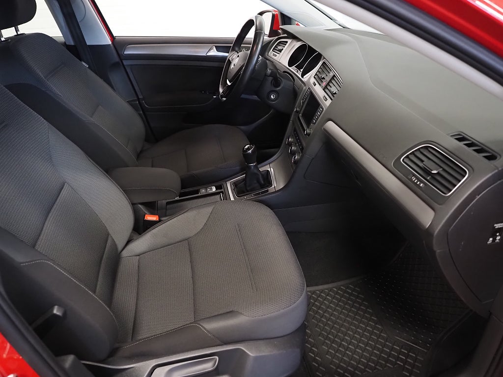 Volkswagen Golf Sportscombi 1.2 TSI 110hk | Drag | Backkamera | 2017