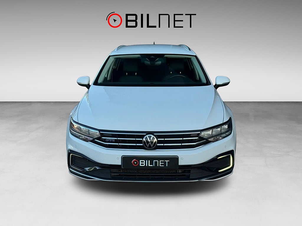 Volkswagen Passat Sportscombi GTE 1.4 TSI Plug-In LED Kamera Värmare