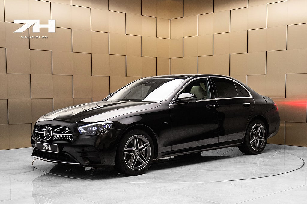 Mercedes-Benz E300 AMG / Burm® / Pano / Drag / 360°