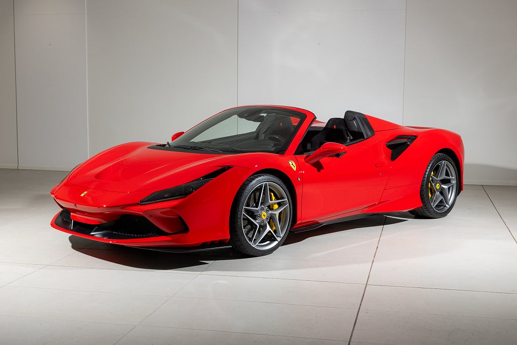 Ferrari F8 Tributo Spider - Svensksåld, Racingseats