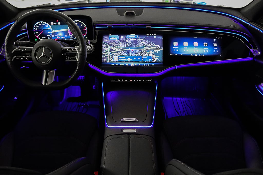 Mercedes-Benz E 220 d 4MATIC AMG Pano Superscreen Night Package