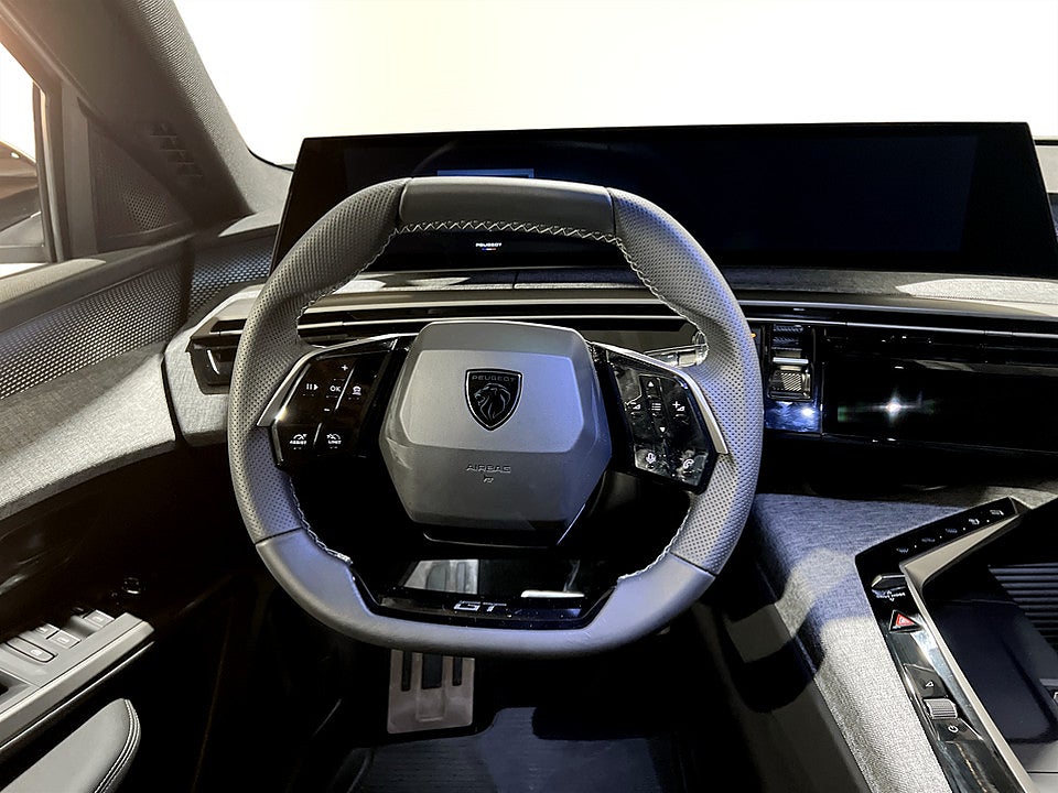 Bild på Peugeot 5008 GT Hybrid 145hk Aut - B-KAMERA,DRAG,CARPLAY