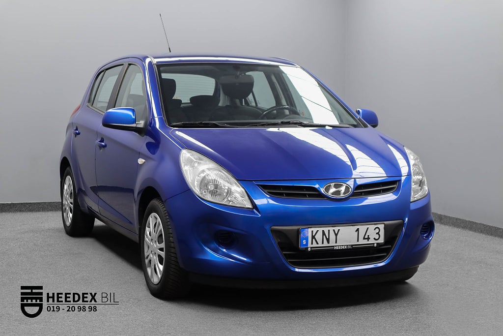 Hyundai i20 5-dörrar 1.4 Select 101hk Lågmil 1-ägare Nybes ACC