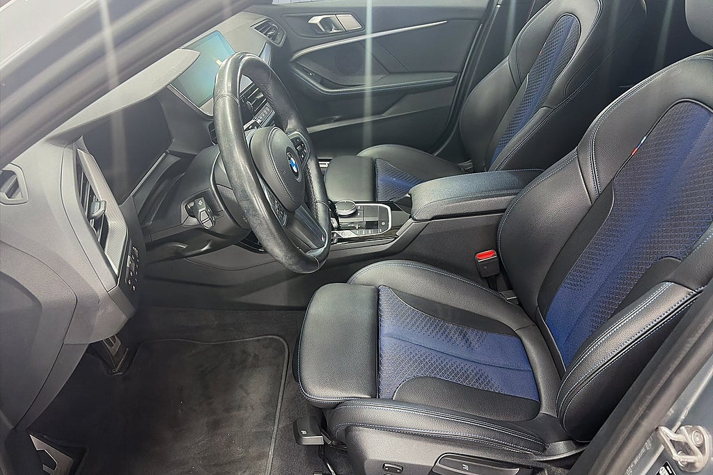 BMW 118I 2023