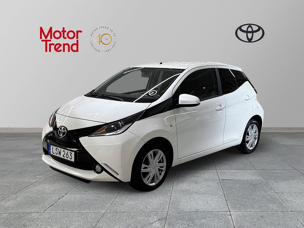 Toyota Aygo 1.0 VVT-i Manuell X-PLAY Touch | vinterhjul