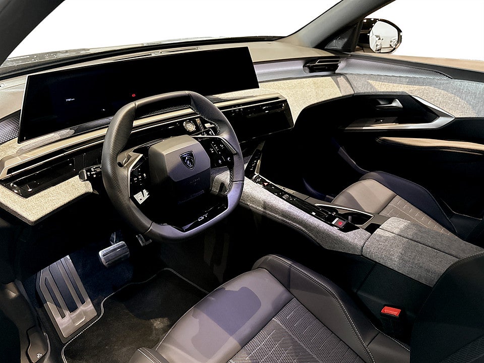 Bild på Peugeot 5008 GT Hybrid 145hk Aut 7-SITS B-KAMERA CARPLAY