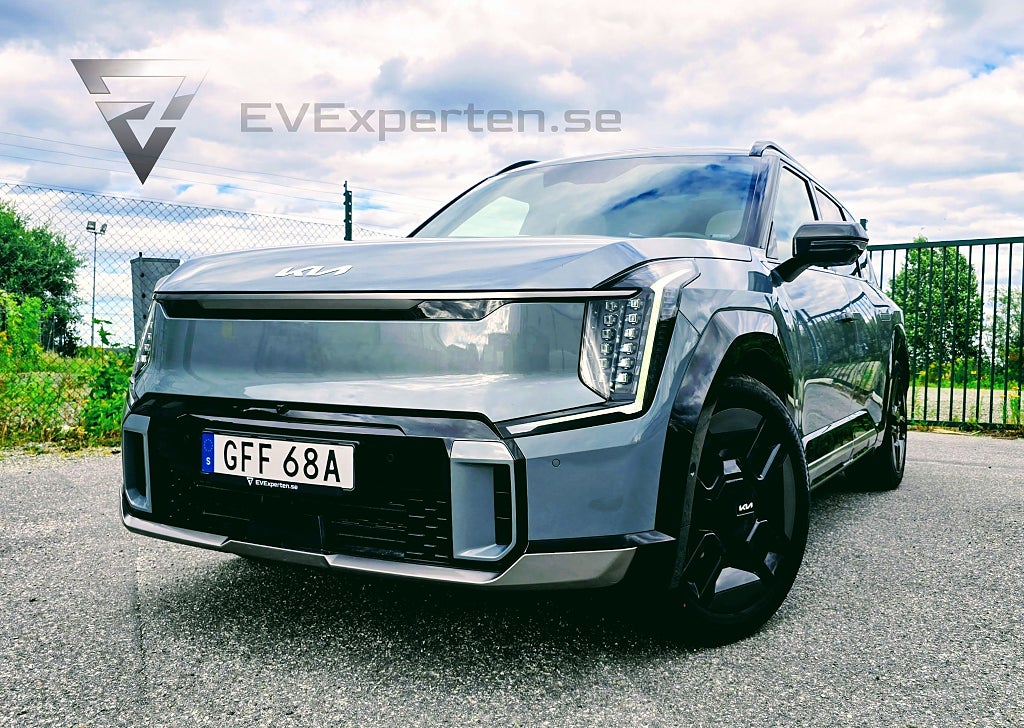 Kia EV9 AWD GT-Line 6-sits Drag Pano HUD Meridian 360 Moms