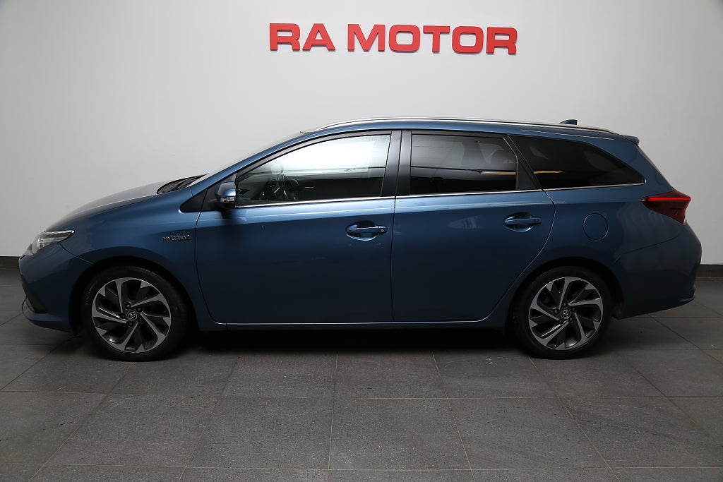 Toyota Auris Touring Sports Hybrid e-CVT Active Plus Motorvärmare 2016