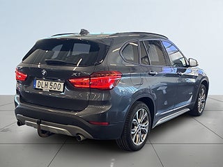 BMW X1 xDrive25d xLine S&V-hjul/Kamera/Drag/Skinn/HUD/Elsolar – bild 6