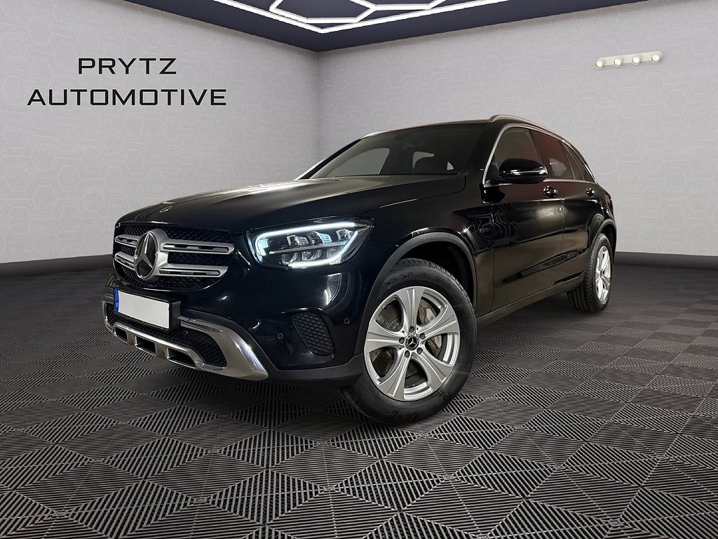 Mercedes-Benz GLC 300 e 4MATIC 320hk Backkamera / Navi / Värmare / Skinn