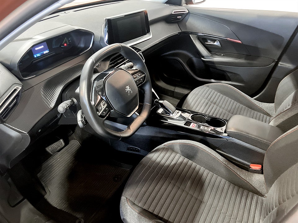 Bild på Peugeot E-2008 Active 50kWh 136hk Aut CARPLAY BACKSENSORER