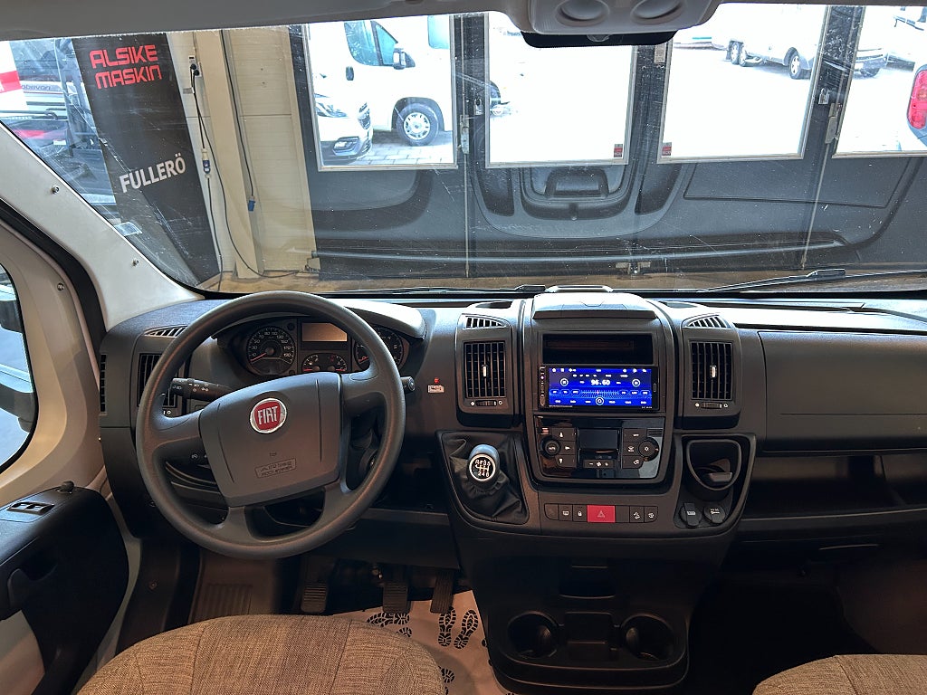 Bürstner Lyseo T 736 / Taksäng / Elpatron / Duo-control - Bürstner