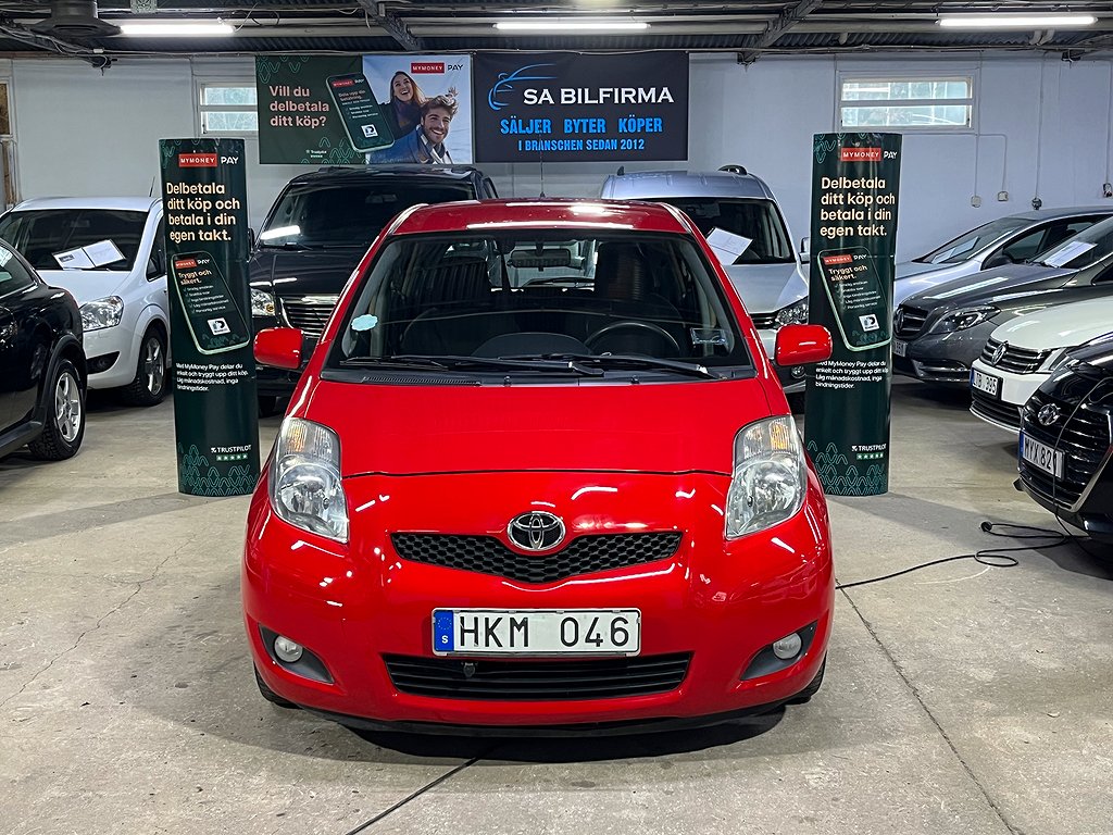 Toyota Yaris 1.33 Automat Låg Mil 5-dörrar Dual VVT-i 