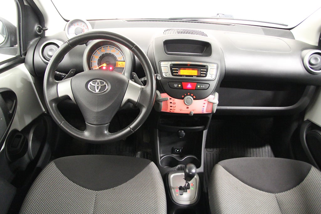 Toyota Aygo 5-dörrar 1.0 VVT-i Automat, 1 ägare, bluetooth