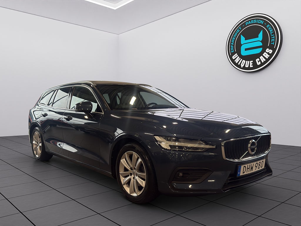Volvo V60 | D4 Geartronic | Momentum | Pano | H/K | Headup | Navi