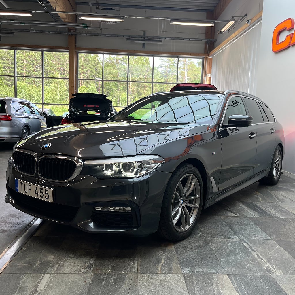 BMW 520d xDrive Touring M Sport Carplay HUD Backkamera Dra