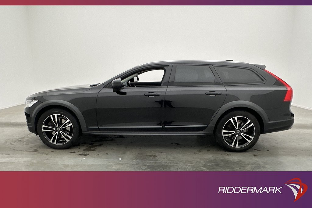 Volvo V90 Cross Country D4 AWD Momentum Värmare Drag VOC