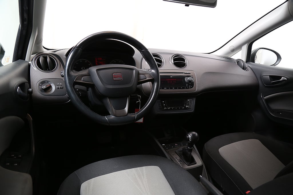 Seat Ibiza 1,2 TSI 105hk Style Aut 5dr P-sensor Motorvärmare Drag 2013