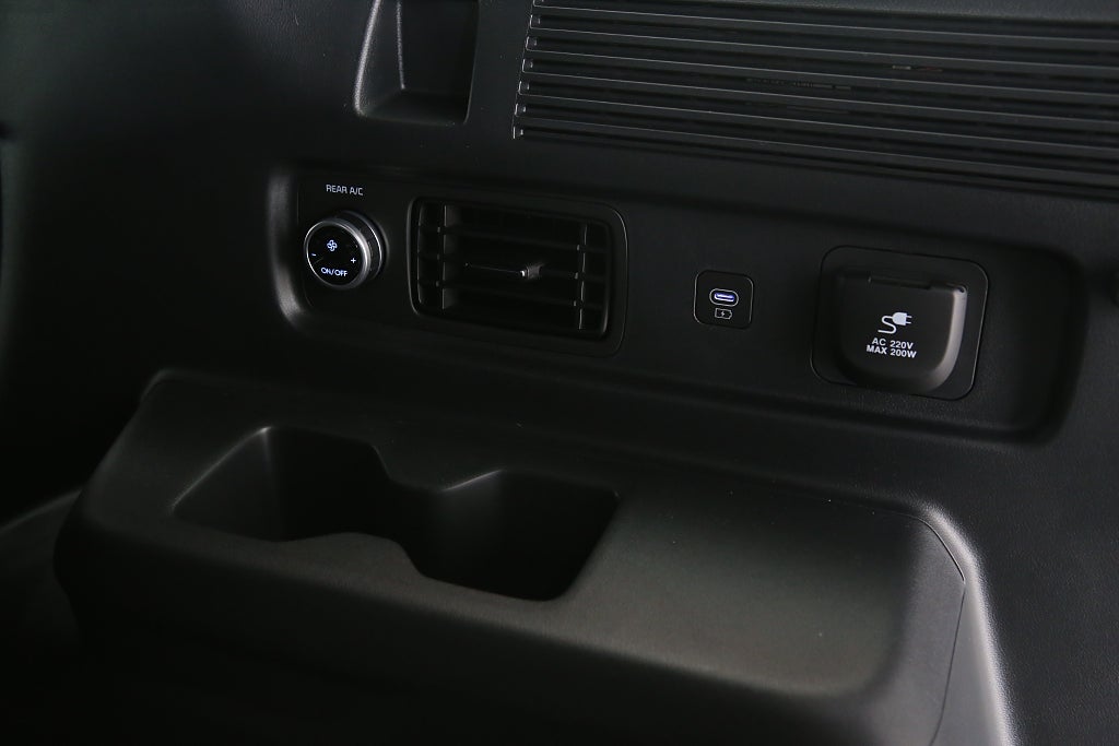 Hyundai Santa Fe 4WD Plug-in Calligraphy - Business Lease 2027
