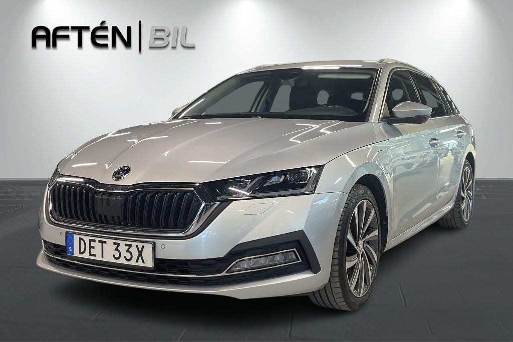 Skoda Octavia Plug-In Hybrid Style Business Edition - Motorvärmare