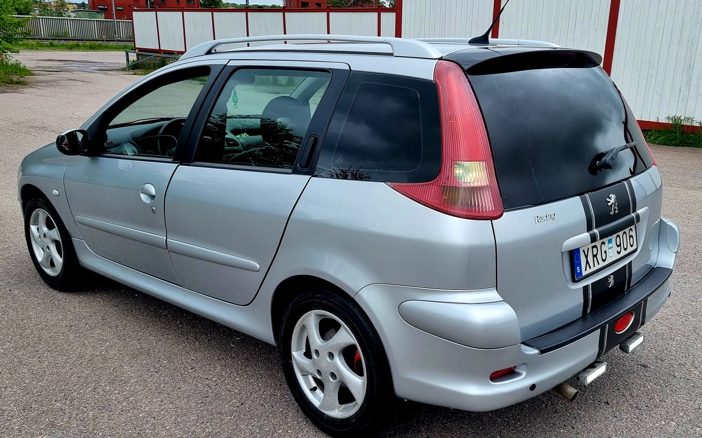 Peugeot 206