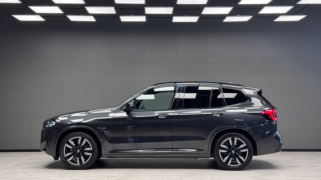 BMW iX3 2022 - miniatyr 6