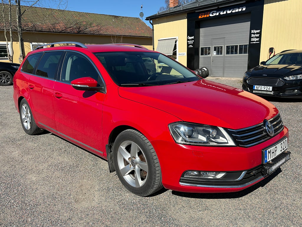 Volkswagen Passat Variant 2.0 TDI 140hk Drag/M-Värmare/Backkamera