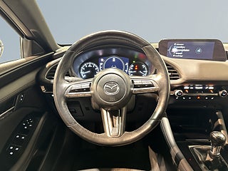 Mazda 3 Hatchback 2.0 M Hybrid Kamera GPS HuD Rattvärme SoV – bild 9
