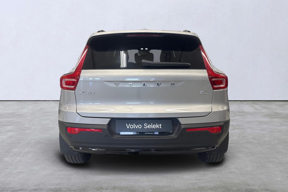 Volvo XC40 B3 FWD Bensin Plus Dark 2025, bild 5/10