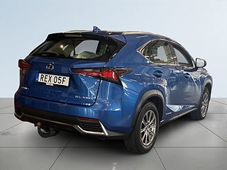 Lexus NX 300h 2.5 AWD E-CVT Business Line S&Vhjul/Drag/Kamera – bild 6