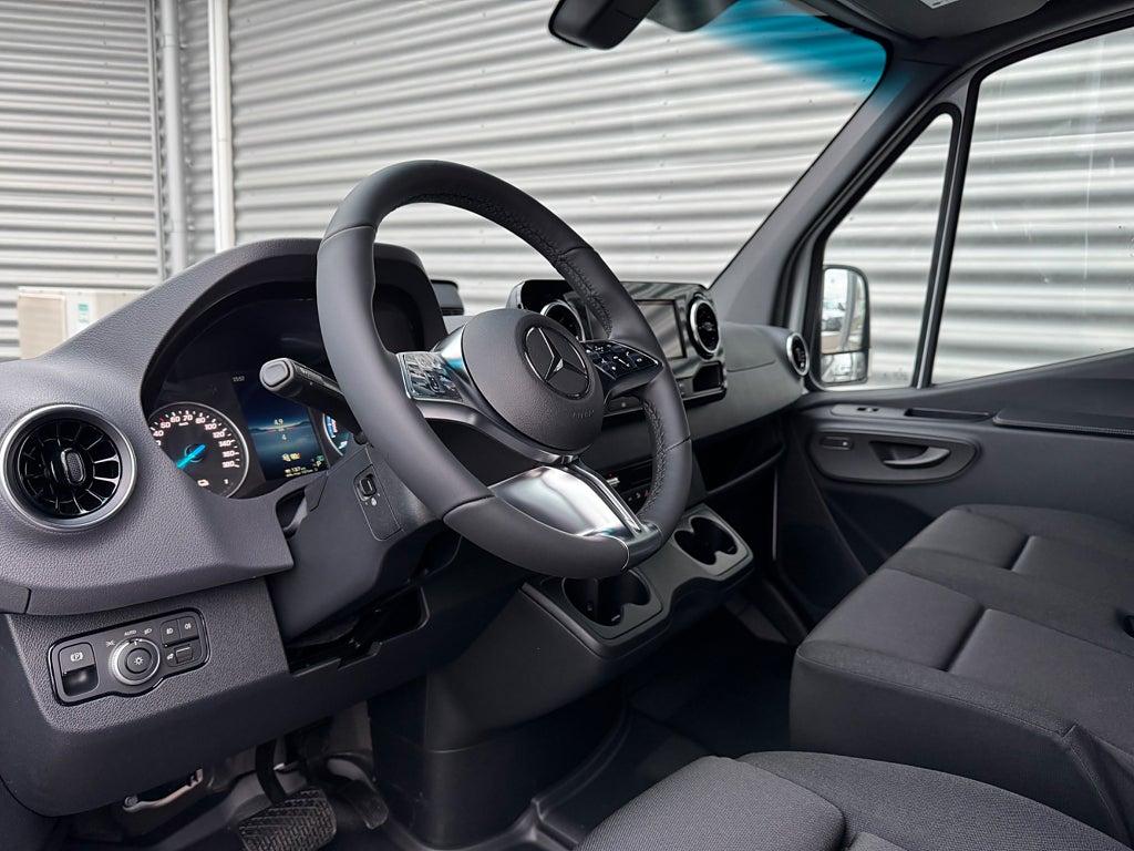 Mercedes-Benz Sprinter eSprinter 320 Skåp A2 SELECT 81 kWh - bild 8