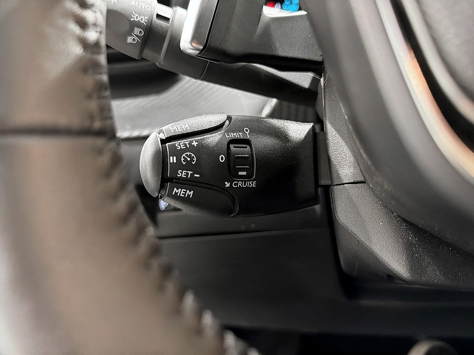 Bild på Peugeot 208 Style Hybrid 100hk Aut CARPLAY BACKSENSORER
