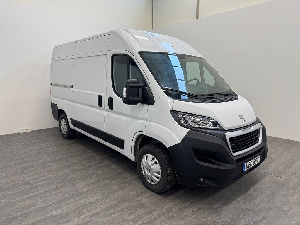 Peugeot Boxer 165hk L2H2 D-värm Drag Kamera Inredd 530mil!