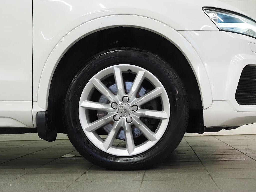 Audi Q3 2.0 TDI 150hk quattro S Tronic | Drag | PDC | 2017
