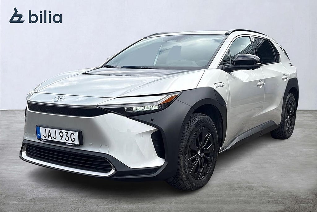 Toyota bZ4X 2WD EXECUTIVE JBL - LÅGA MIL
